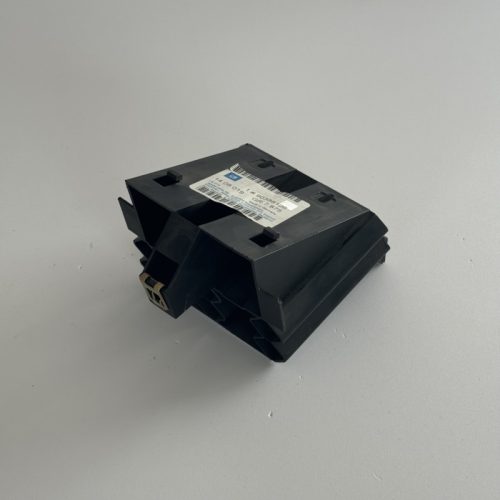 Opel Corsa B / Tigra A - Hátsó lökhárító tartó (90388126)