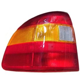 Bal hátsó lámpa Astra F Sedan, Cabrio, 1994-ig (1222003)