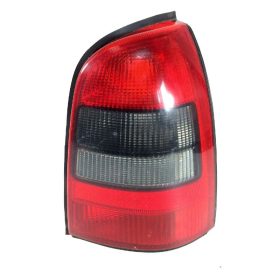 Jobb hátsó lámpa Vectra B Caravan 1999-től (1223164)